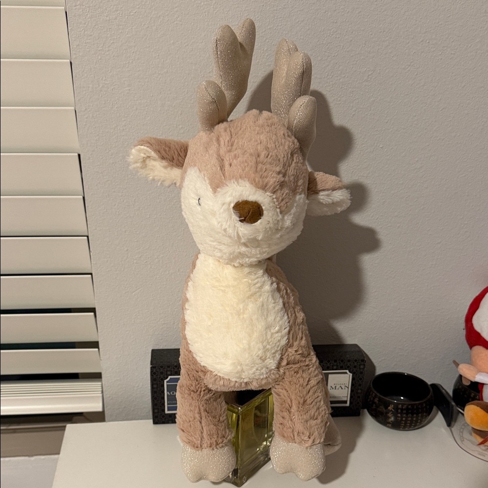 Jellycat Plush Reindeer in Brown and Cream